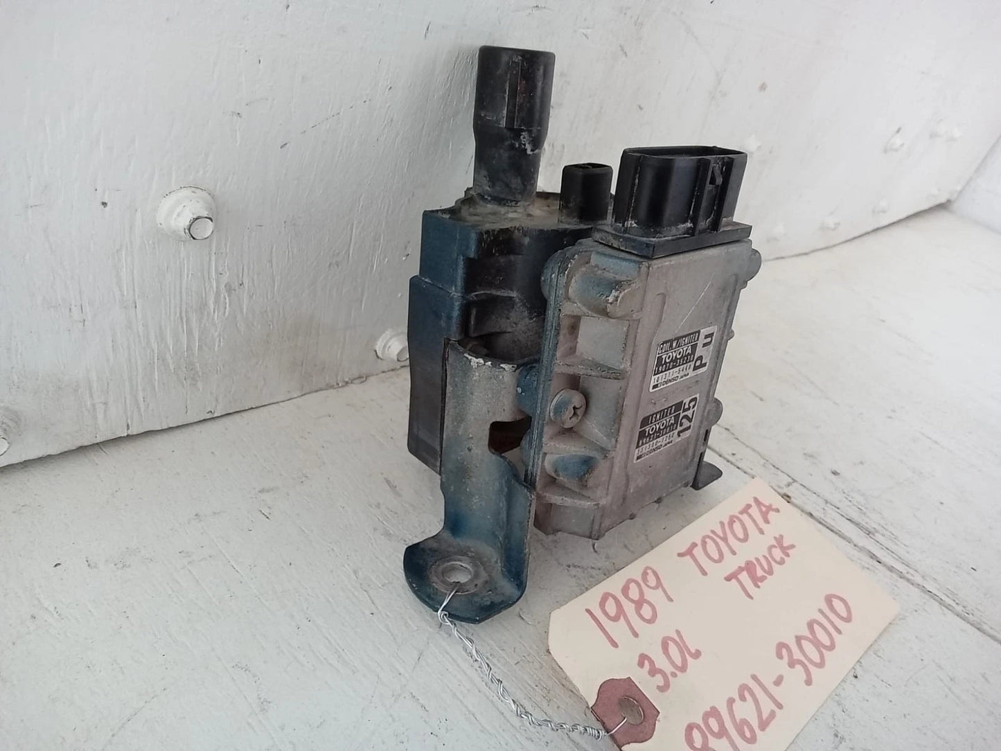 1989-1991 TOYOTA PICKUP 4RUNNER V6 3.0L IGNITION COIL IGNITER ASSY 19070-35230