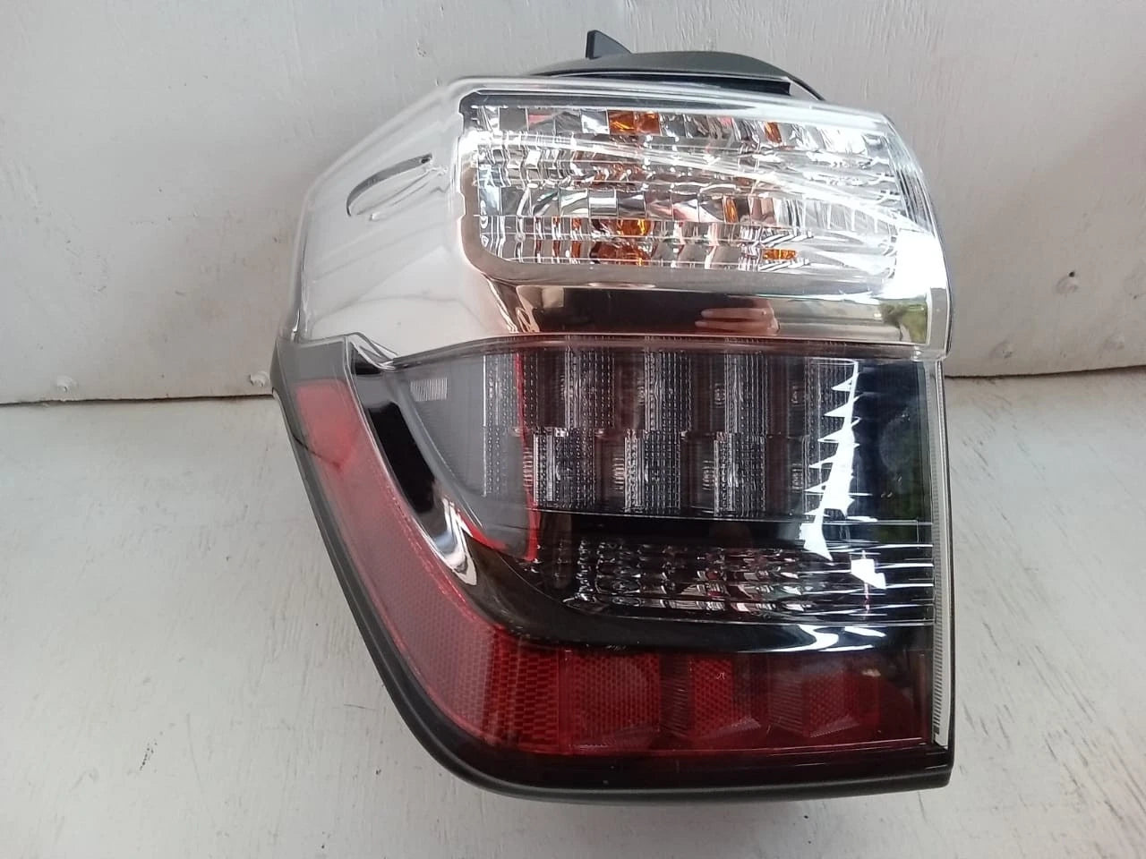2014-2022 TOYOTA 4RUNNER REAR LAMP LEFT DRIVER SIDE - OEM 8156135392