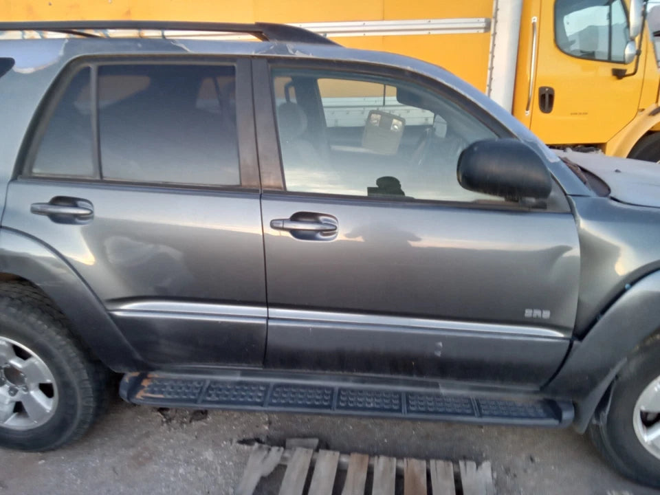 03 04 05 TOYOTA 4RUNNER FRONT AND REAR RIGHT SIDE DOORS DOOR SET(2 DOORS) RH