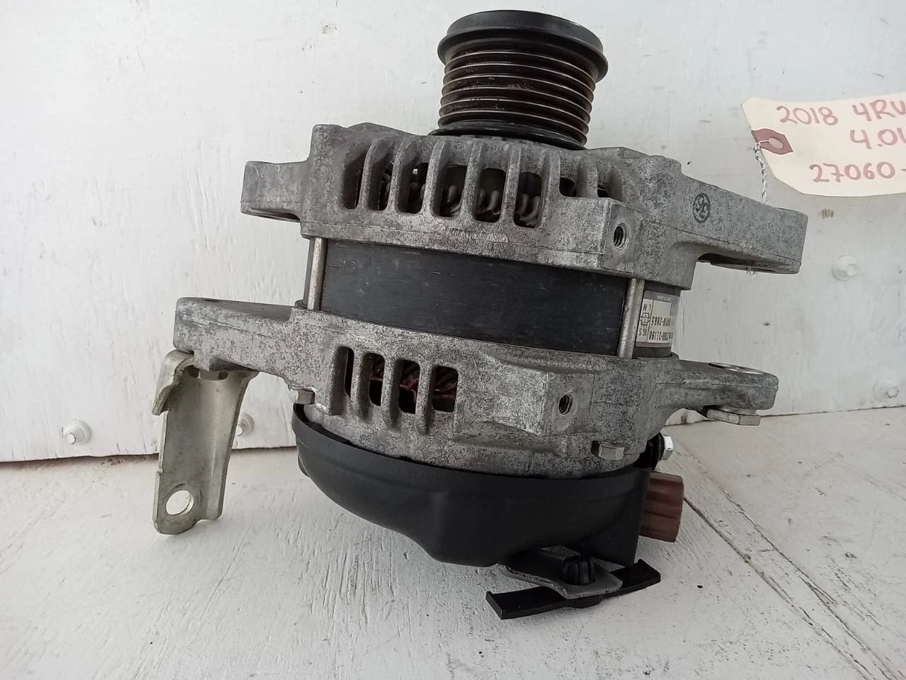 2010-2021 TOYOTA 4RUNNER 4.0L ALTERNATOR GENERATOR 27060-31190 / 104210-2865
