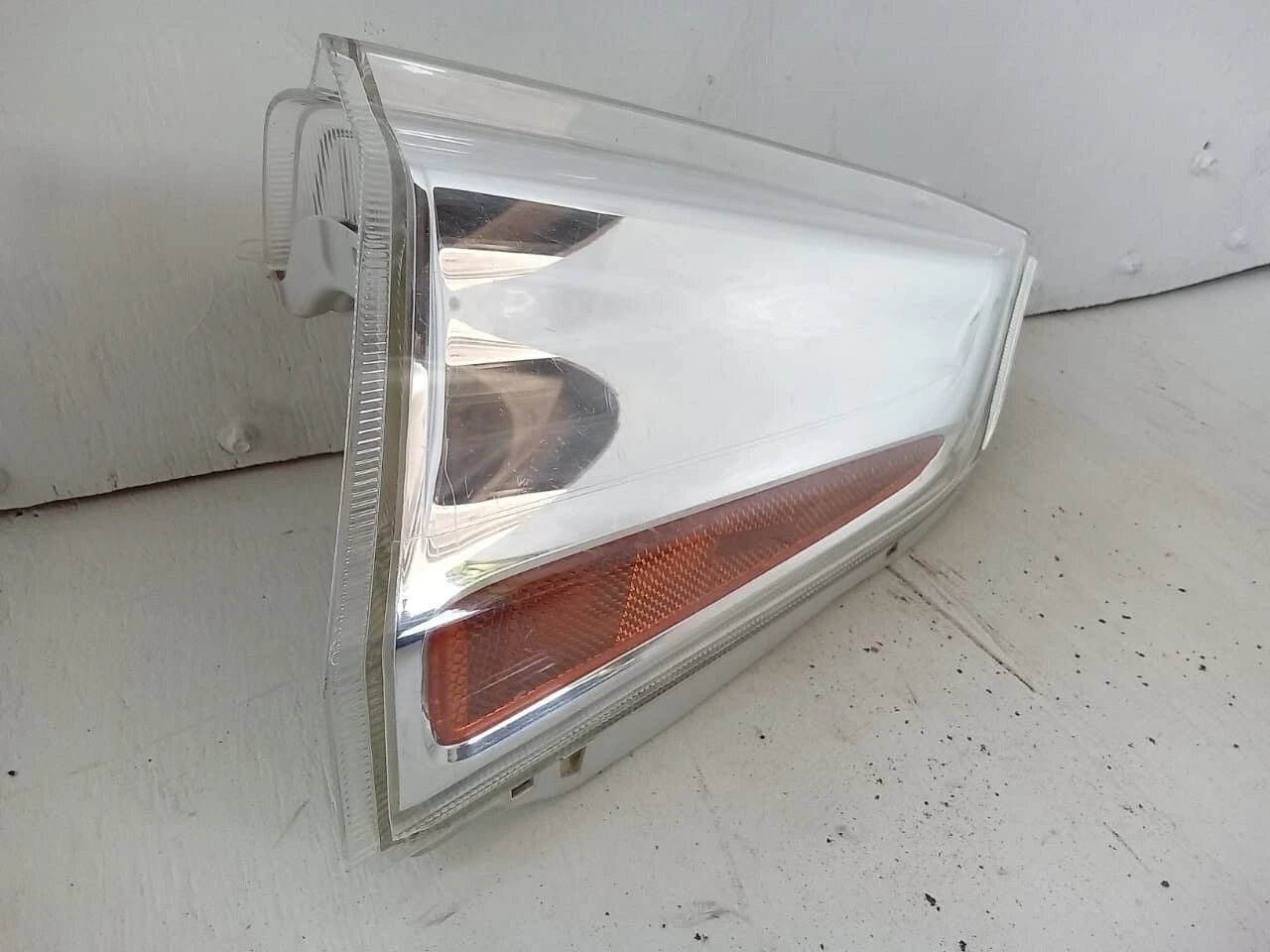 2011 - 2017 NISSAN LEAF TURN SIGNAL LIGHT LEFT DRIVER SIDE - 261853NF0A