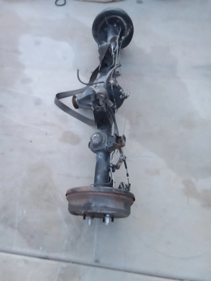 96-02 TOYOTA 4RUNNER REAR END DIFFERENTIAL AXLE CARRIER COMPLETE W/ABS A03A 4.10