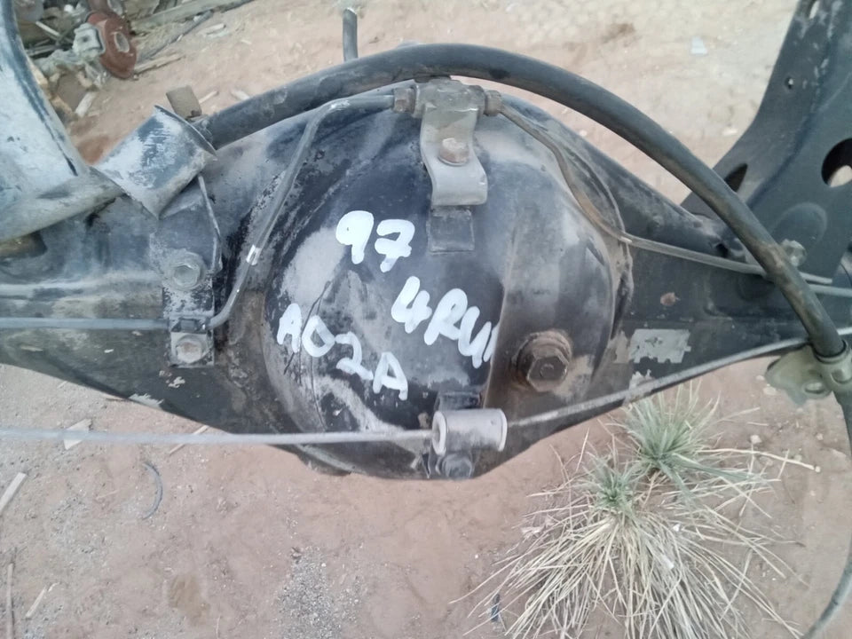 96-02 TOYOTA 4RUNNER REAR END DIFFERENTIAL AXLE CARRIER COMPLETE NO ABS-A02A