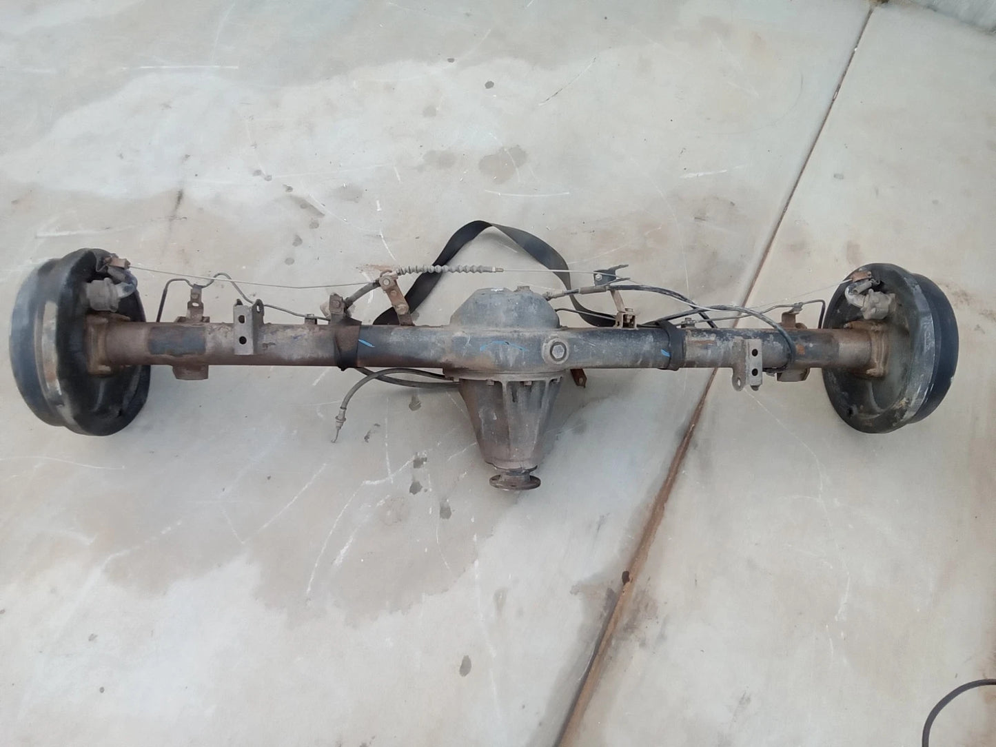 00-06 TOYOTA TUNDRA ACC CAB (1.5 DOORS) 4.7L 4WD 4X4 REAR END DIFFERENTIAL AXLE