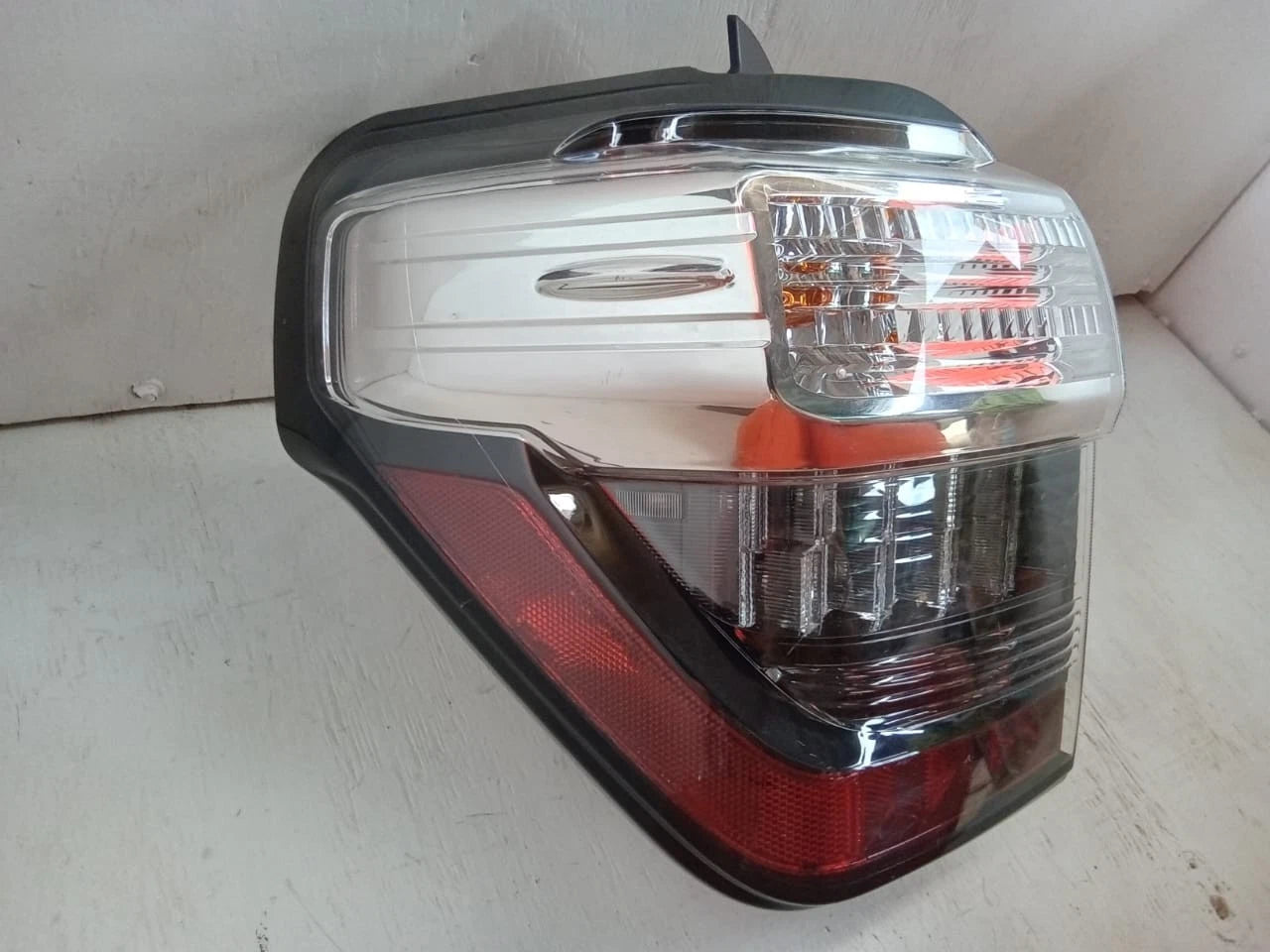 2014-2022 TOYOTA 4RUNNER REAR LAMP LEFT DRIVER SIDE - OEM 8156135392