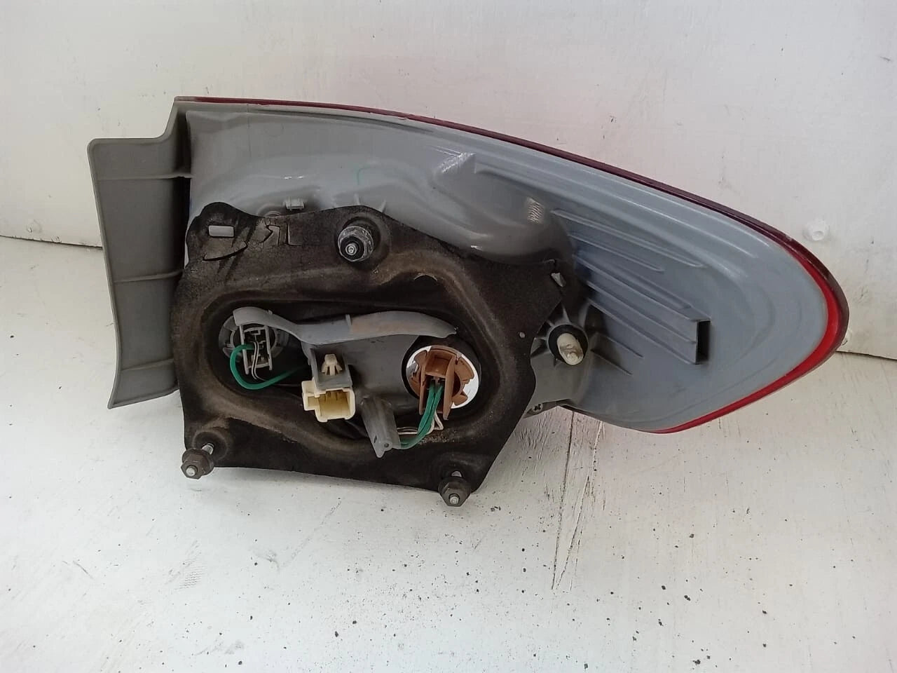 2011-2013 TOYOTA COROLLA TAIL LIGHT REAR LAMP LEFT DRIVER SIDE - SAE AIP2ST 09