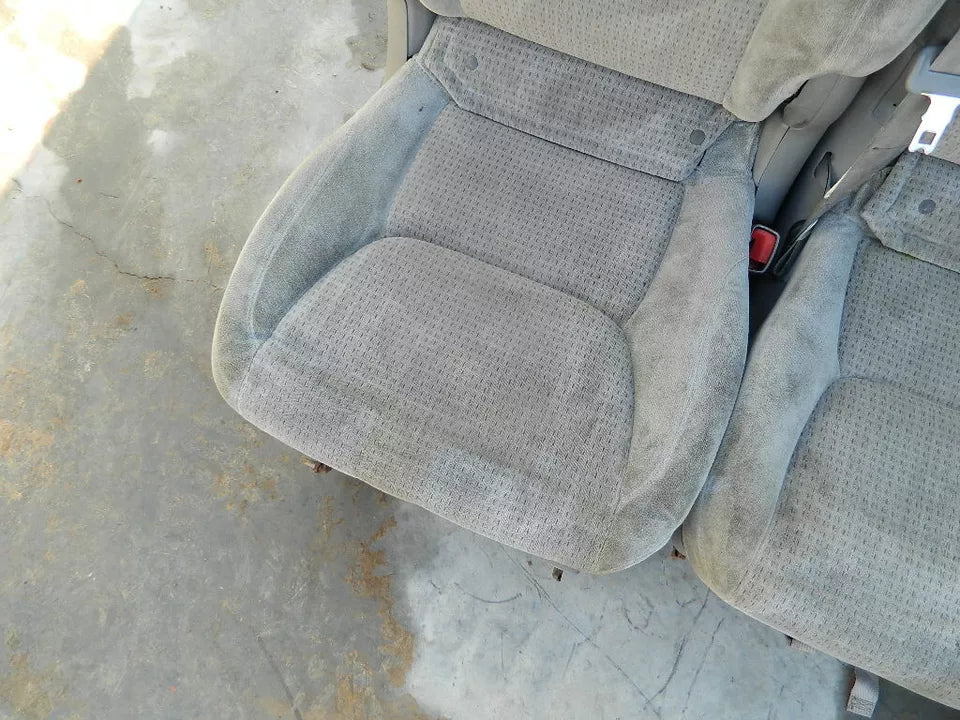 TOYOTA SIENNA REAR SECOND 2ND ROW SEATS FABRIC (3 PIECES SET)