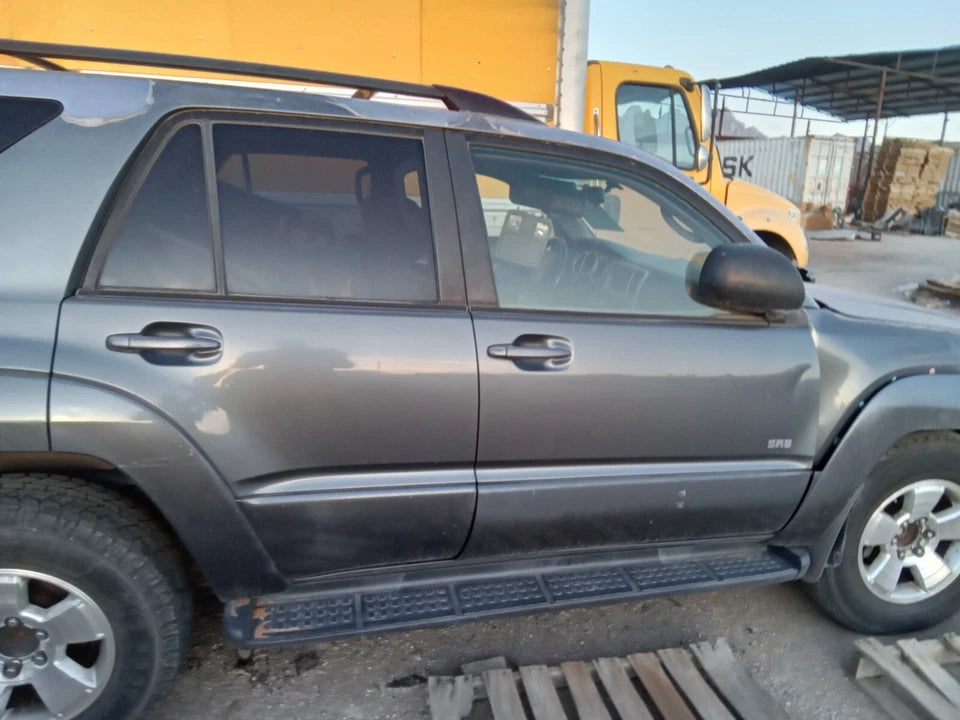 03 04 05 TOYOTA 4RUNNER FRONT AND REAR RIGHT SIDE DOORS DOOR SET(2 DOORS) RH