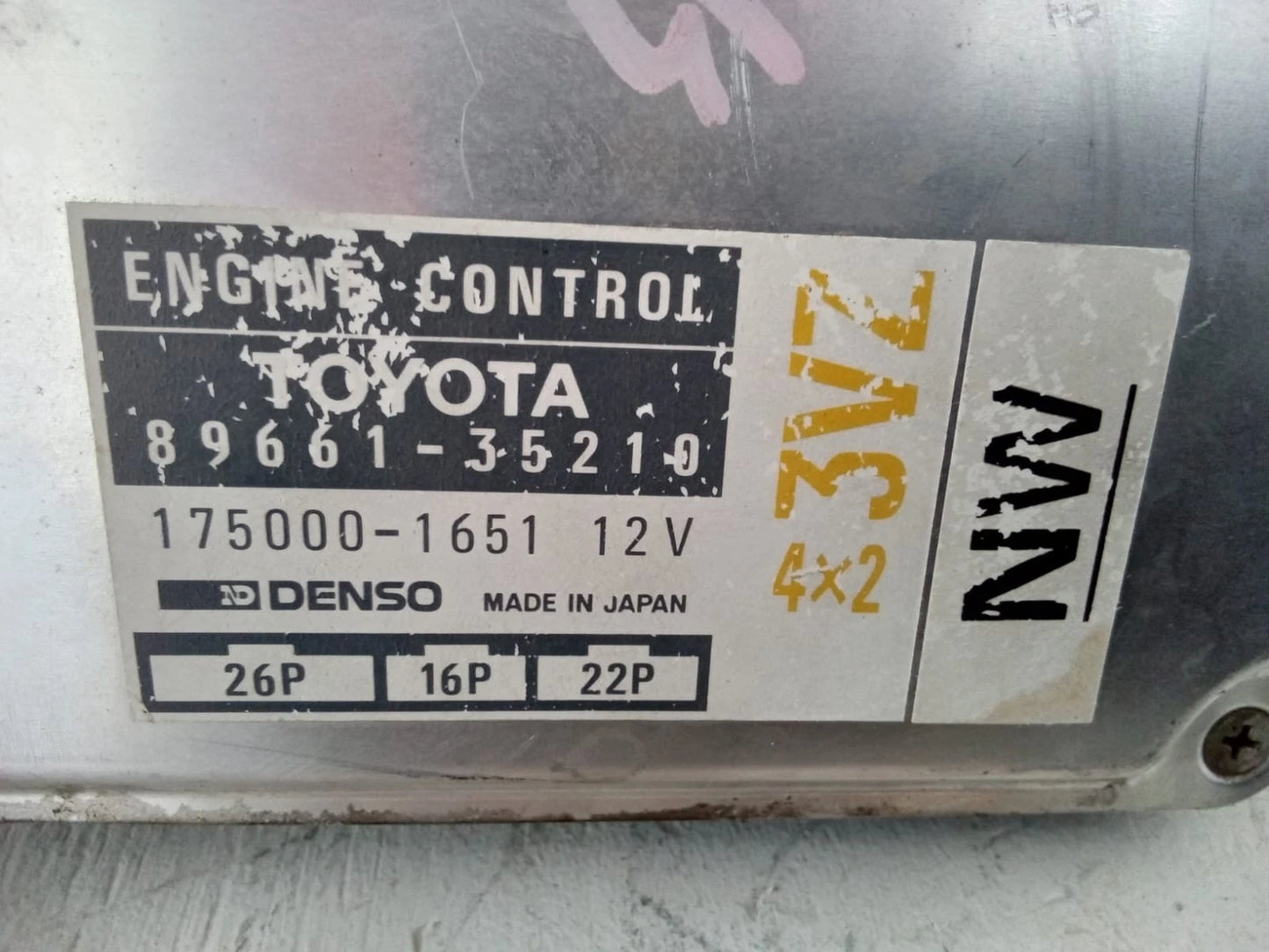 1989 TOYOTA PICKUP TRUCK 3.0L ENGINE COMPUTER CONTROL MODULE ECU ECM 89661-35210