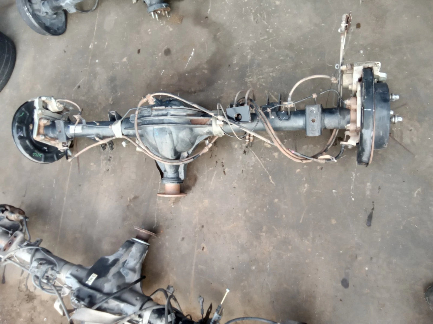 20 21 22 23 24 NISSAN TITAN REAR END DIFFERENTIAL CARRIER AXLE 4WD NON-LOCKING