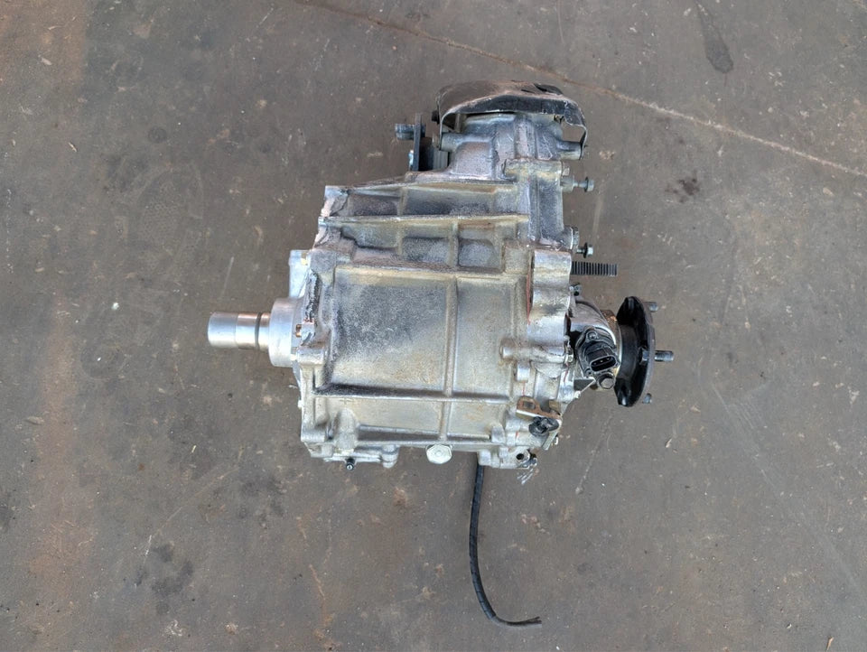 00-04 TOYOTA TUNDRA V8 4.7L TRANSFER CASE - 79K MILES DAMAGED