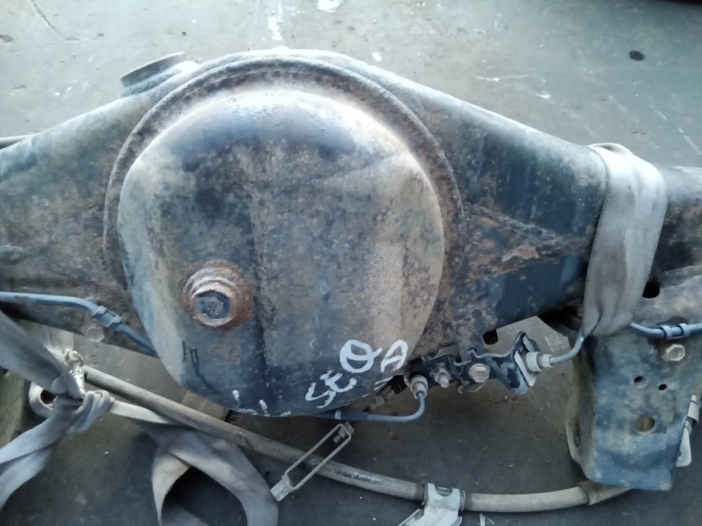 01 02 03 04 TOYOTA SEQUOIA REAR END DIFFERENTIAL AXLE CARRIER A/TM A01A 4WD 4X4
