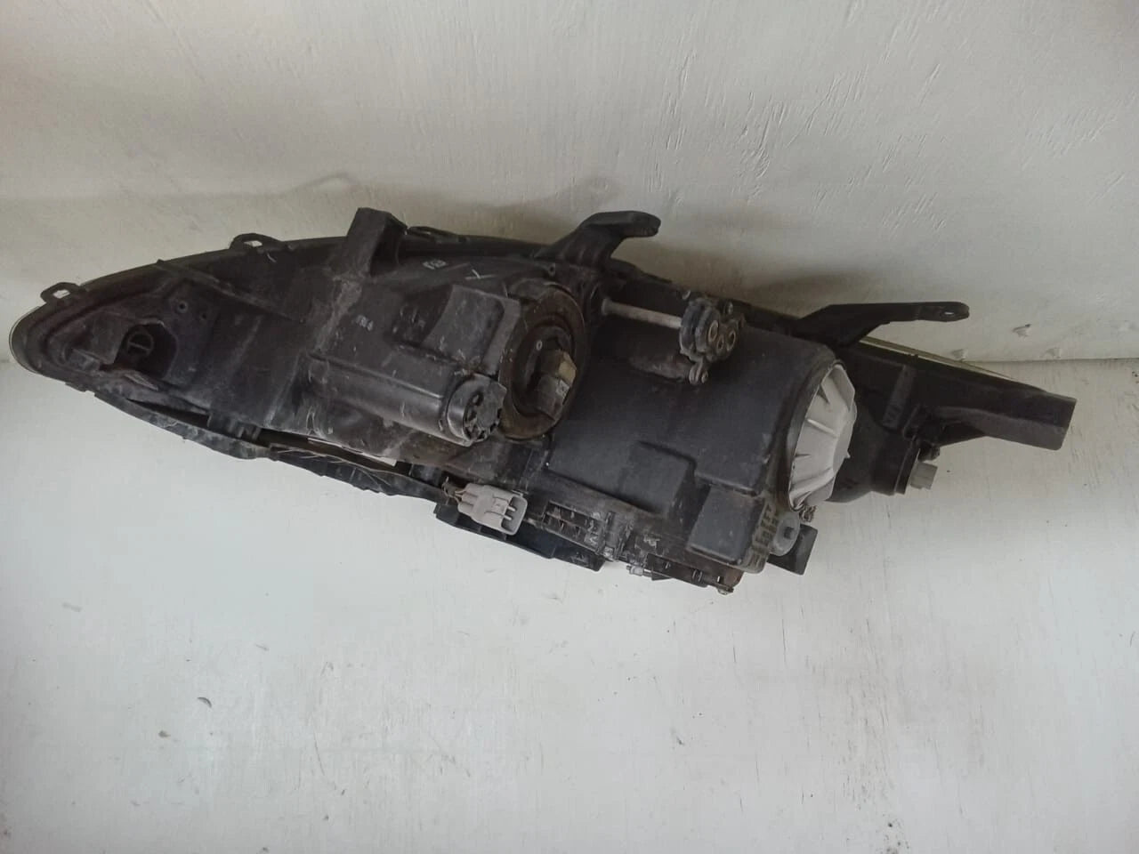 2007 - 2009 LEXUS ES350 HEADLIGHT XENON RIGHT PASSENGER SIDE 85967-52020