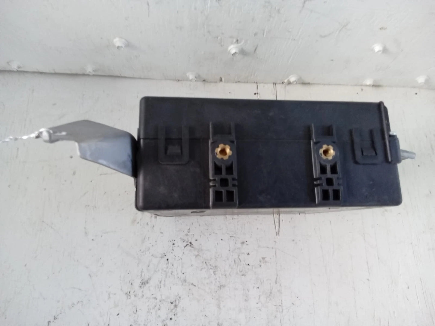 2006-2013 TOYOTA HIGHLANDER CAMRY BRAKE CONTROL POWER SUPPLY MODULE 89680-33010