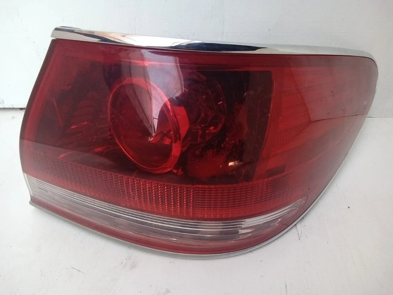 2004-2006 LEXUS ES330 ES 330 TAIL LIGHT REAR LAMP RIGHT PASSENGER SIDE 8155133430