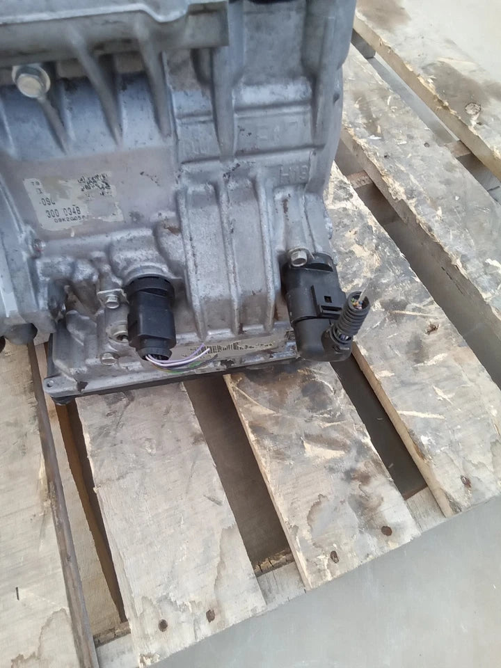 VOLKSWAGEN JETTA RABBIT GOLF 2.5L 2WD AUTOMATIC TRANSMISSION ASSEMBLY ID KGL