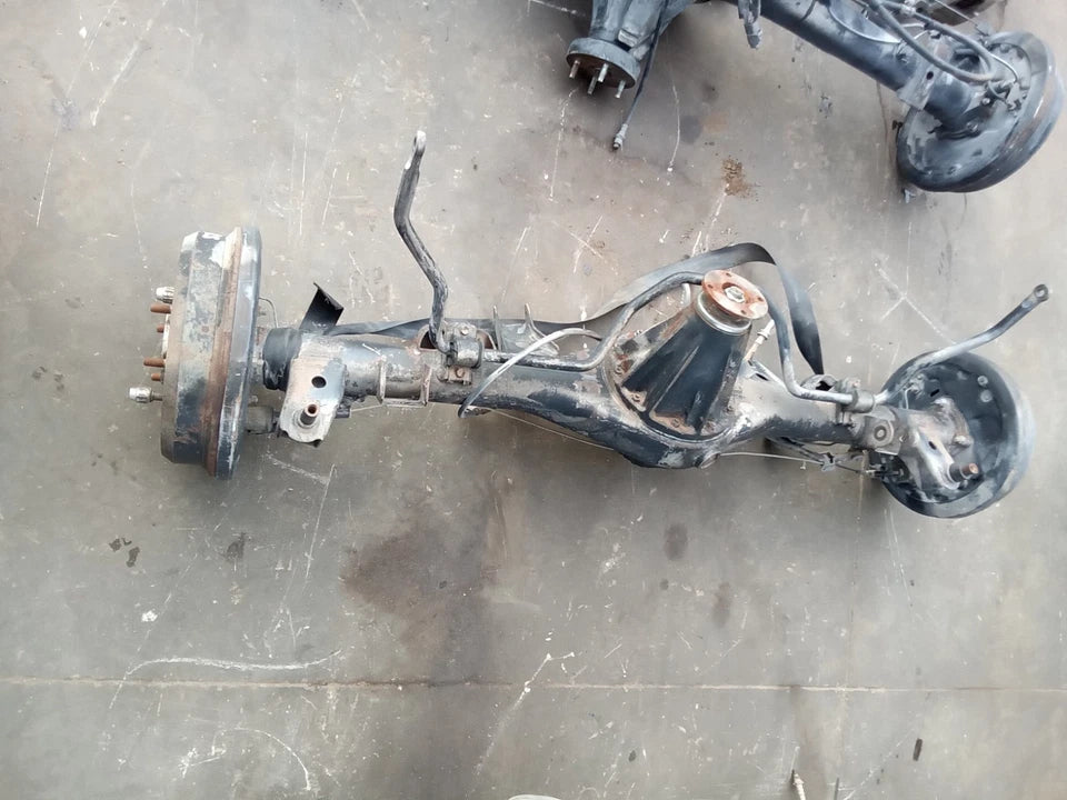 96-02 TOYOTA 4RUNNER REAR END DIFFERENTIAL AXLE CARRIER COMPLETE W/O ABS-A02A
