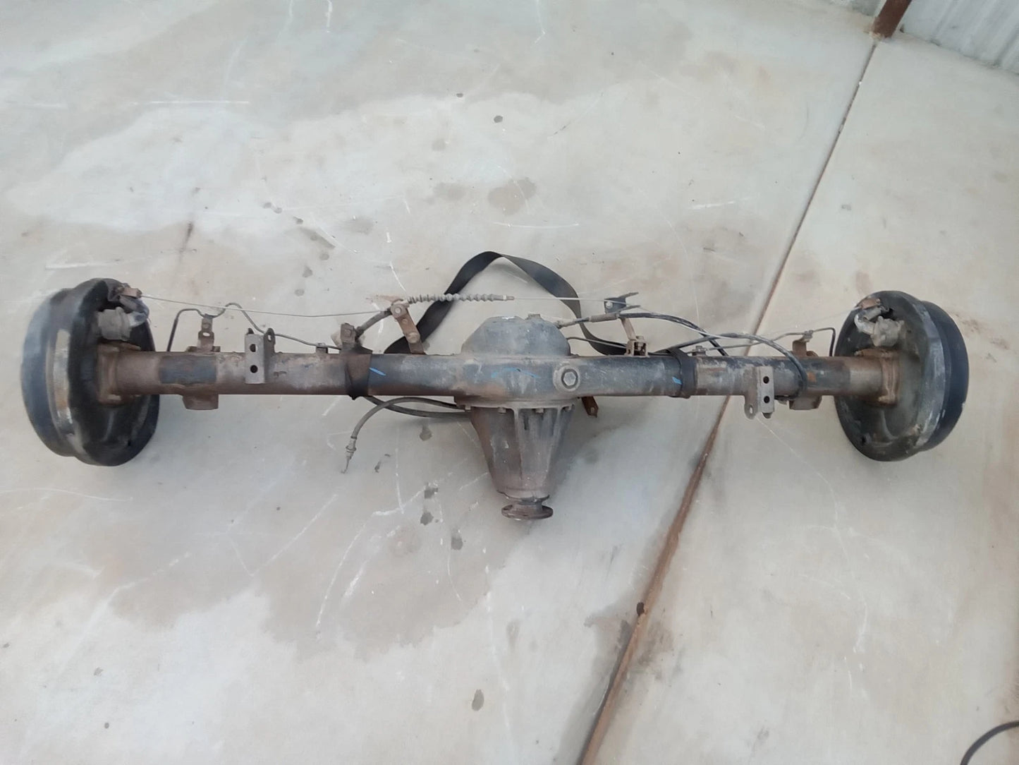00-06 TOYOTA TUNDRA ACC CAB (1.5 DOORS) 4.7L 4WD 4X4 REAR END DIFFERENTIAL AXLE