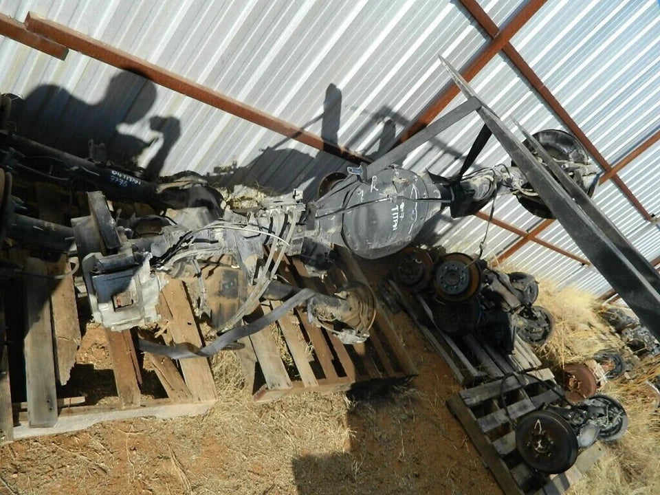 17 18 19 20 NISSAN TITAN S REAR END DIFFERENTIAL CARRIER AXLE 4WD 4X4 2.94 RATIO